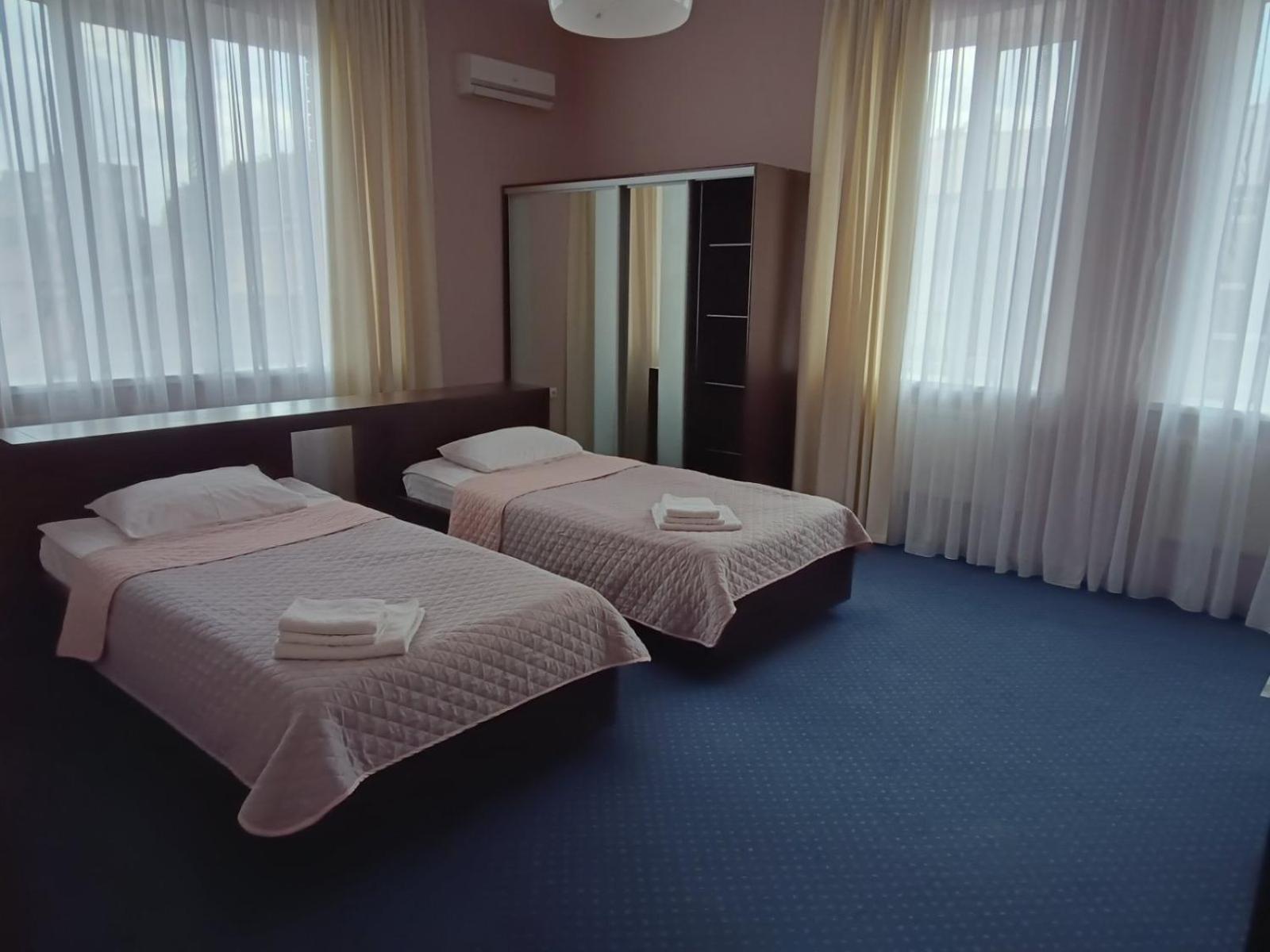 Gosudar Hotel Kirovograd Exterior foto